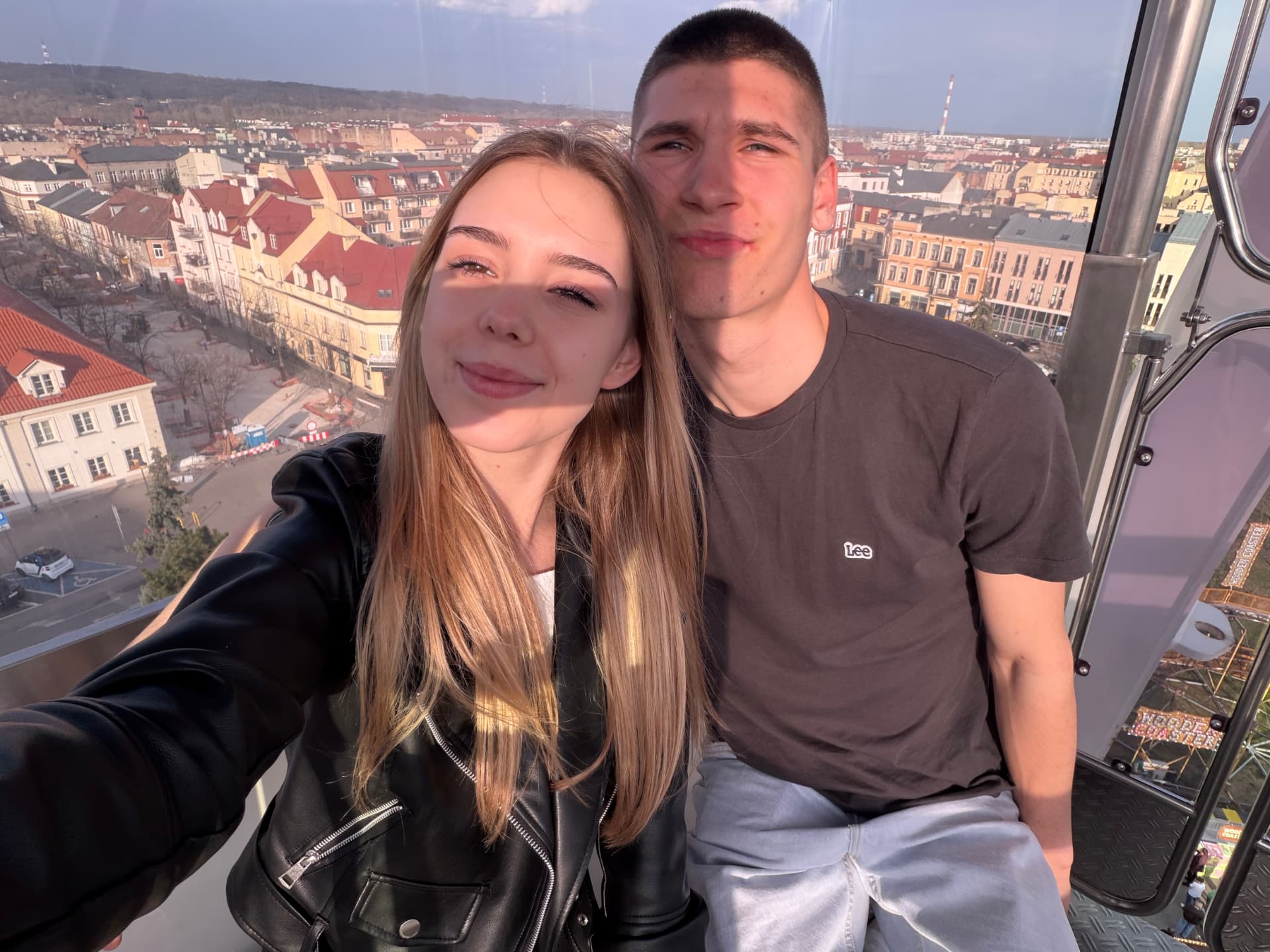 Olek i Weronika na diabelskim młynie